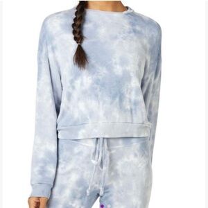 BEYOND YOGA Blue Dream Sweats Pants and Top Set